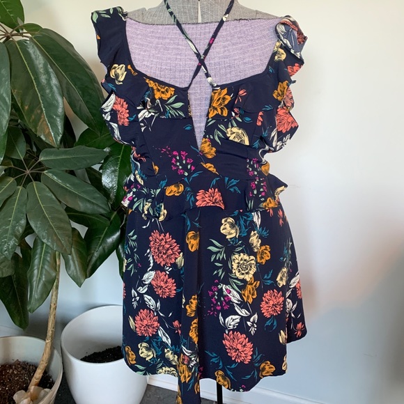 Summer floral dress with ruffle straps new! - Picture 2 of 10